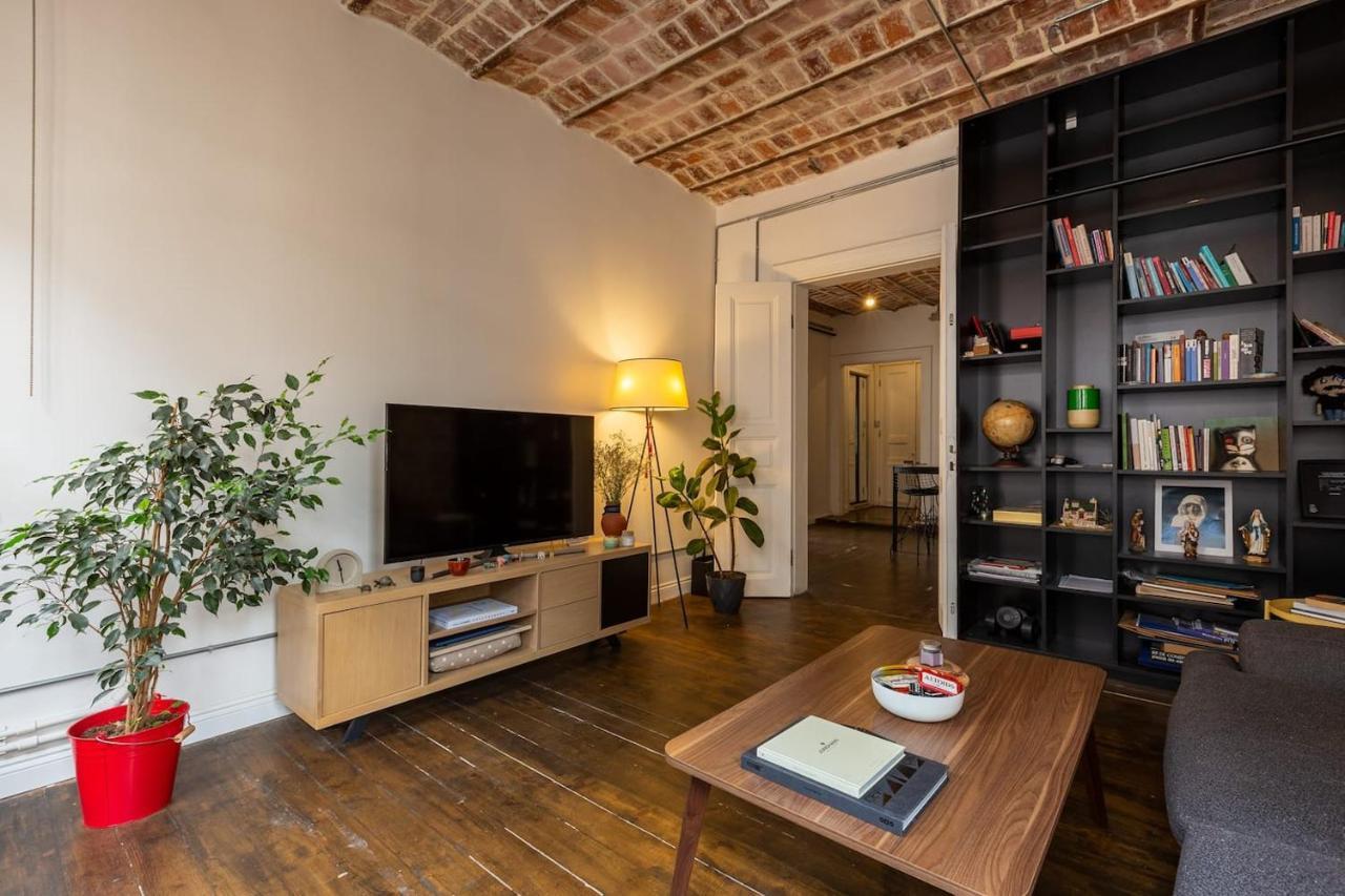 Renovated Apartment At The Heart Of Istanbul With Huge Terrace Exterior foto